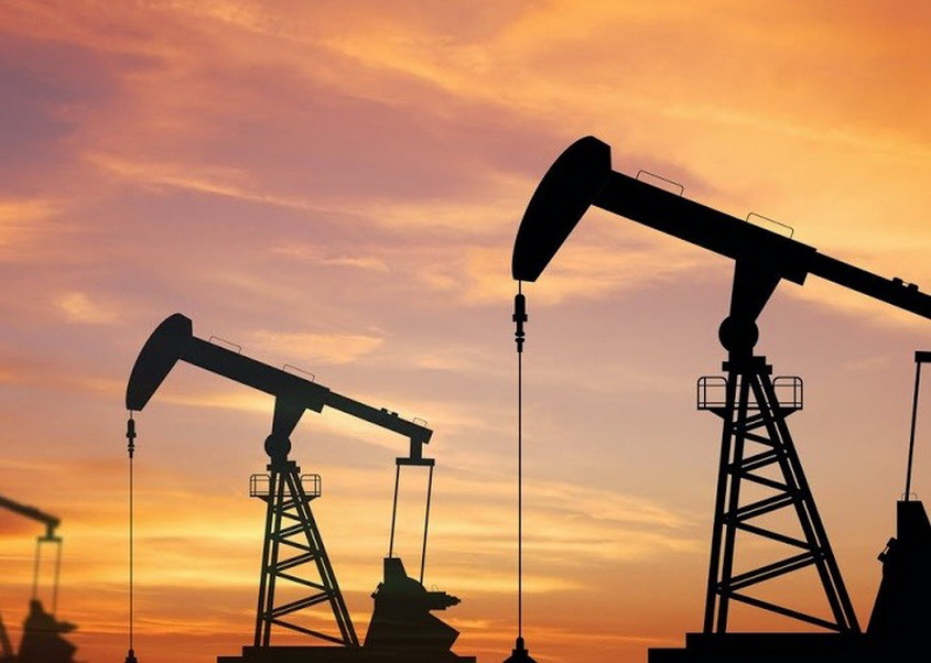 Нефть торгуется по минимальным ценам